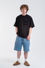 BLACK/BLACK ARABIC TEE